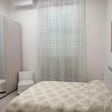 Apartment New Varese Venus