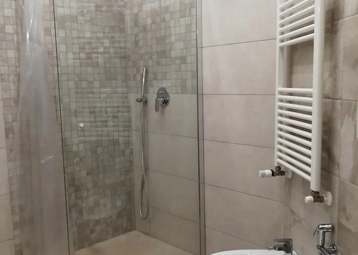 New Varese Venus Appartement *