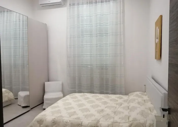 Appartement New Varese Venus